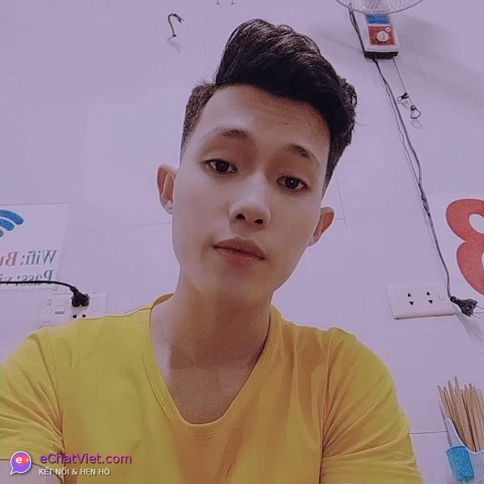 Lương  lạc lối, 28 tuổi, thành viên eChatViet